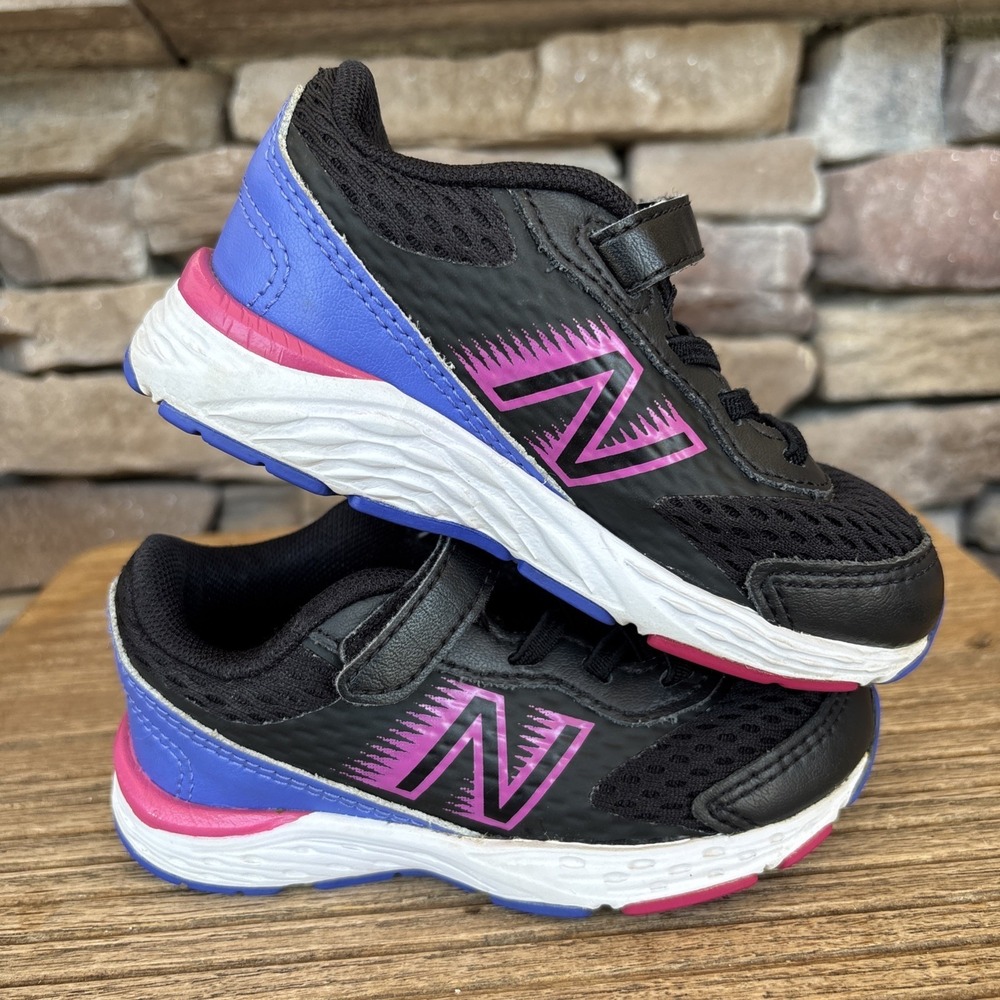 New Balance Sz 7 Black With Pink Hook-and-Loop Toddler Girls Athletic Shoes